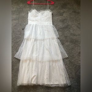 Lulu’s White Sweetheart Polkadot Tiered Midi Dress